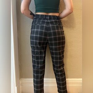 ✨2 for $25✨Garage | Plaid Trousers